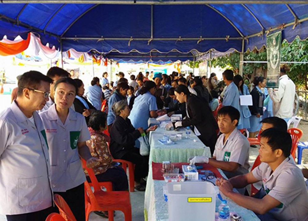 ศรีสะเกษแพทย์พอ.สว.ให้บริการคนถิ่นทุรกันดาร thaihealth