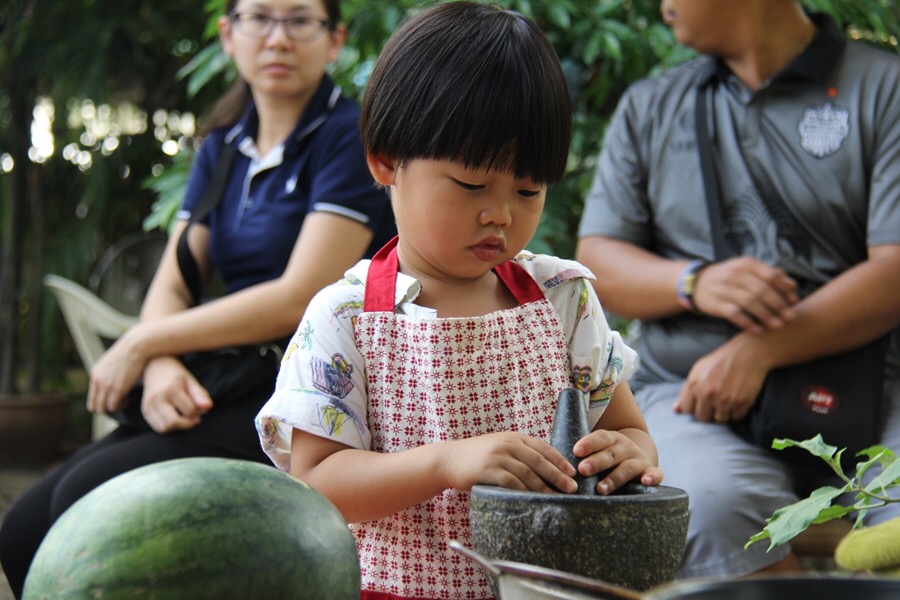 'ปลูก ปรุง เปลี่ยน' เดินตลาดนัดออร์แกนิก thaihealth