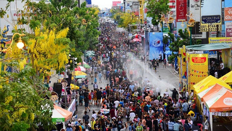 ถนนข้าวเหนียว สนุก ปลอดภัย ไร้แอลกอฮอล์ thaihealth