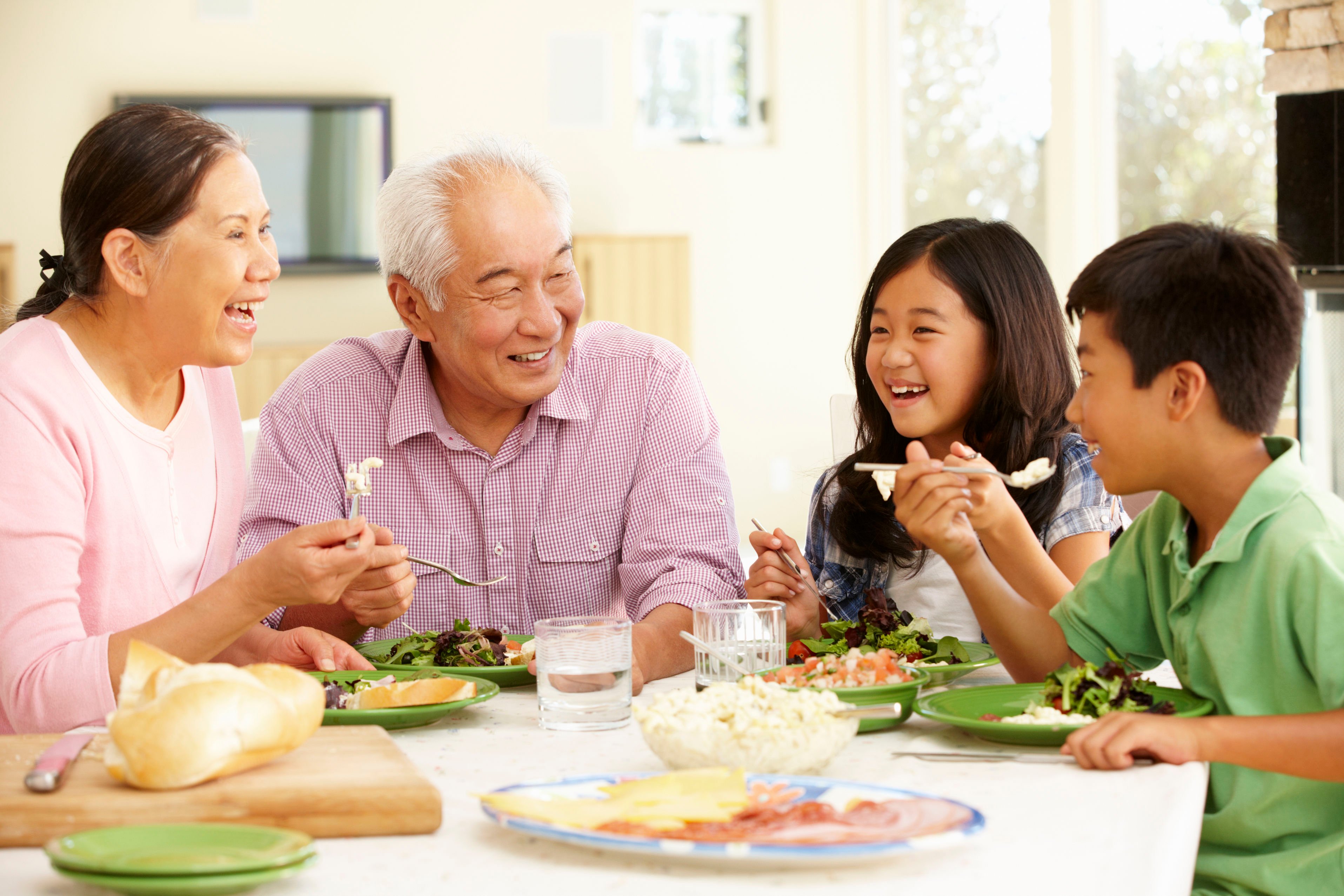 ชวน 'ผู้สูงวัย' พัฒนากาย-ใจ สร้างสุขภาวะดี-มีสุข thaihealth