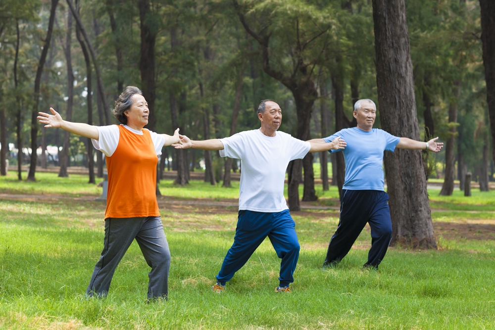 'ฤาษีดัดตน' บริหารกายด้วยตัวเอง บรรเทาปวดเมื่อยศีรษะจรดเท้า thaihealth