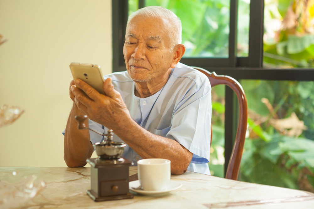 ผส.เปิดดาวน์โหลดโกลด์แอปพลิเคชั่นแจ้งสิทธิสูงวัย thaihealth