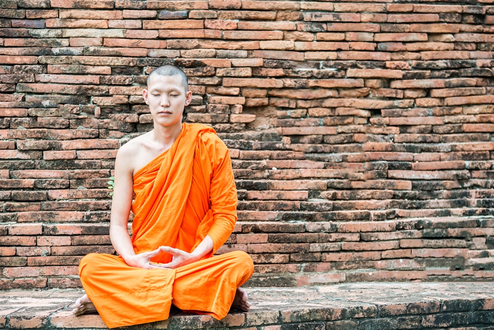 แนะพระทำบัตรประชาชนรับสวัสดิการรักษาโรค thaihealth