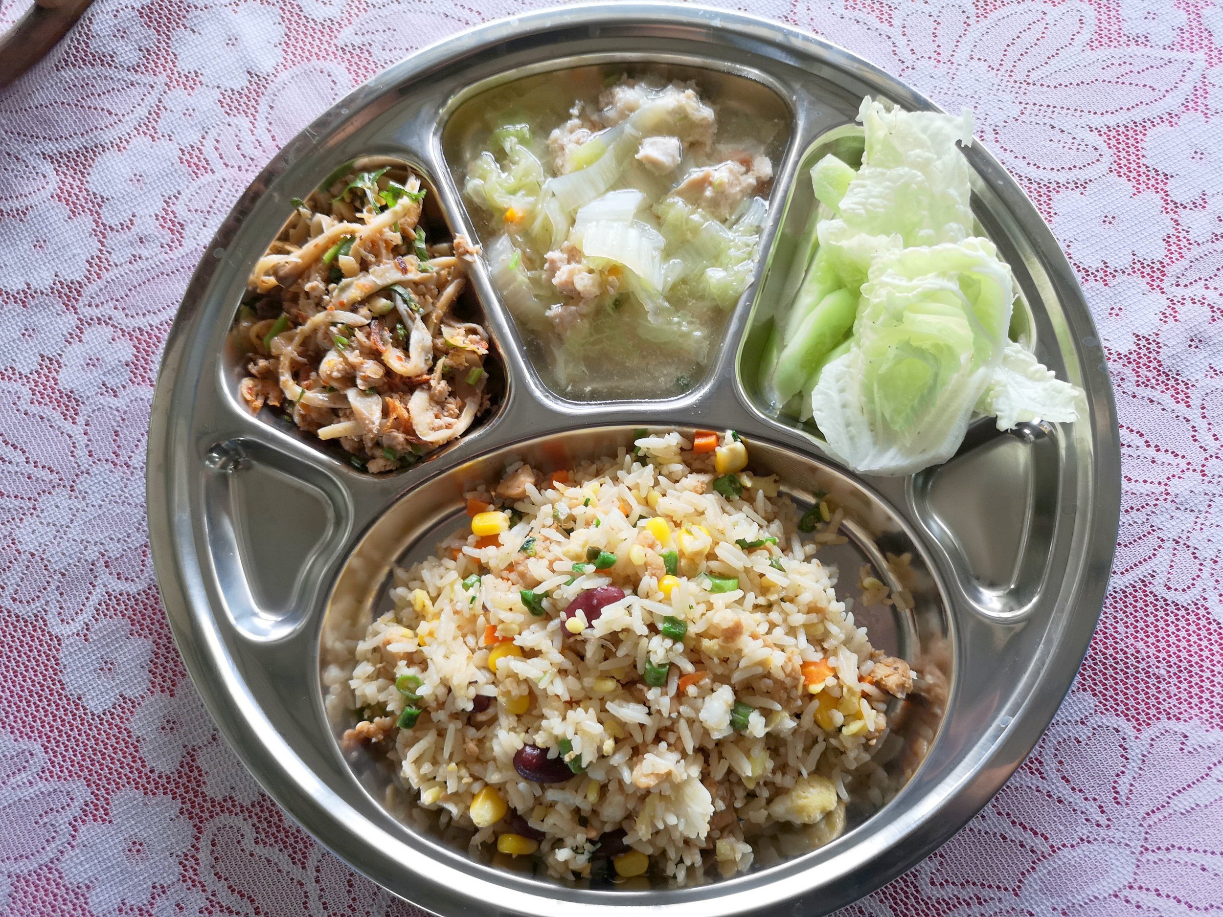 มื้อเที่ยง 5 ดาว ราคา 20 บาท thaihealth