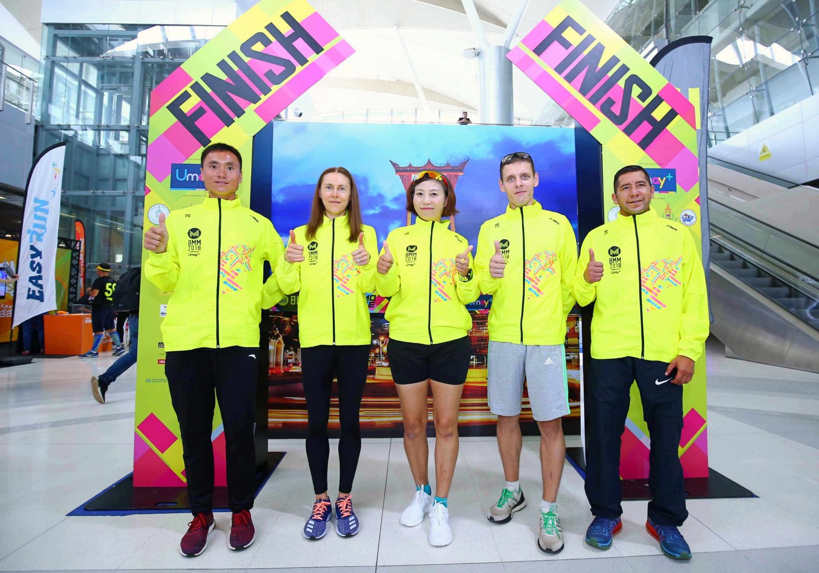 รับนักวิ่งอีลิทร่วมวิ่งบางกอกมิดไนท์รัน thaihealth