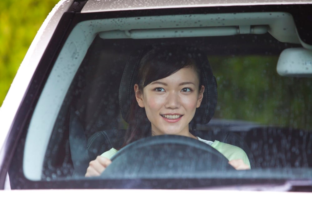 แนะ 10 วิธีขับขี่ปลอดภัยในช่วงฝนตกหนัก  thaihealth