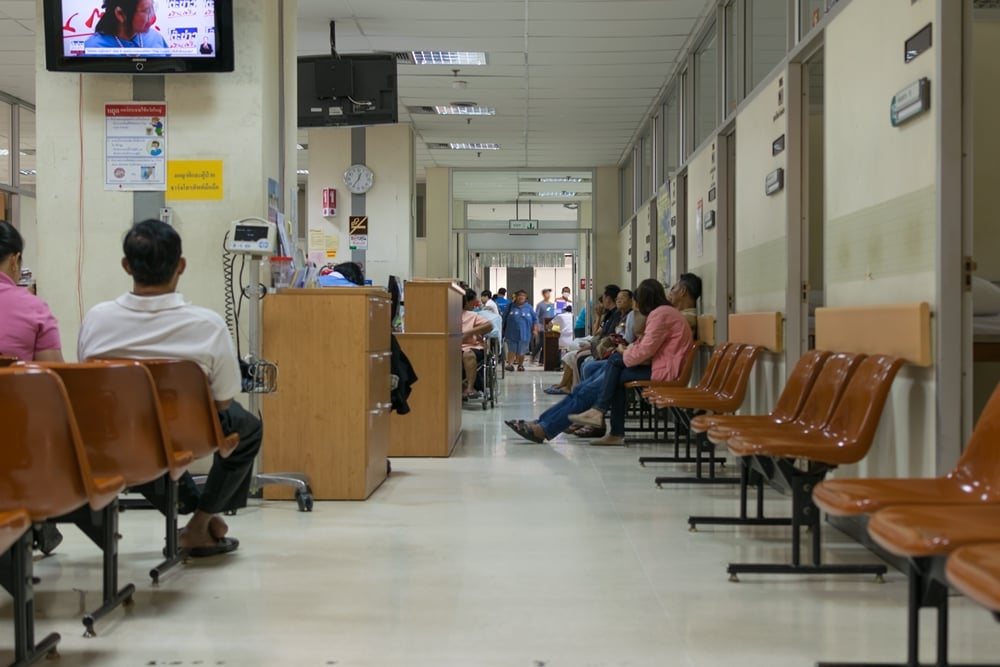 ซูเปอร์โพล เผย ประชาชนพอใจ รพ.รัฐรักษาโรคเฉพาะทาง  thaihealth