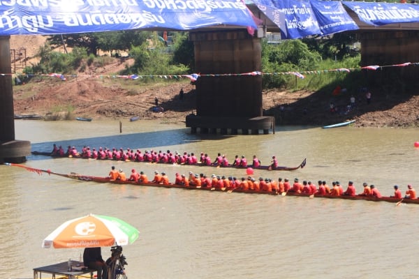 สีสันนักพากย์แข่งขันเรือยาว 'รุ่นจิ๋ว' ลีลาเด็ด thaihealth