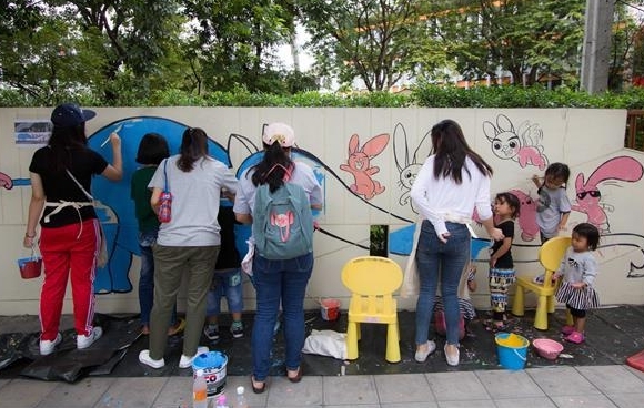 รวมพลังจิตอาสา สร้างงานกำแพงศิลปะ ส่งกำลังใจคนพิการไทย thaihealth