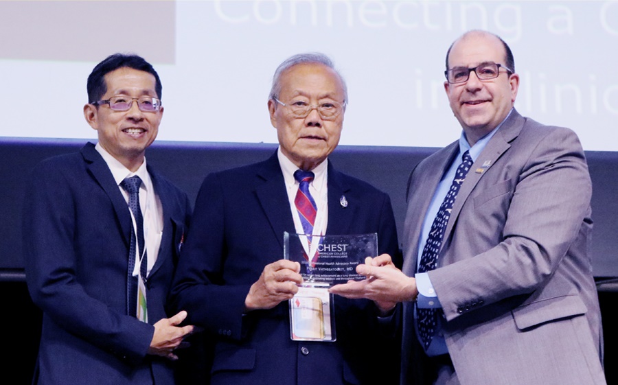 ศ.นพ.ประกิต รับรางวัล “นักขับเคลื่อนสาธารณะด้านสุขภาพมืออาชีพ” thaihealth