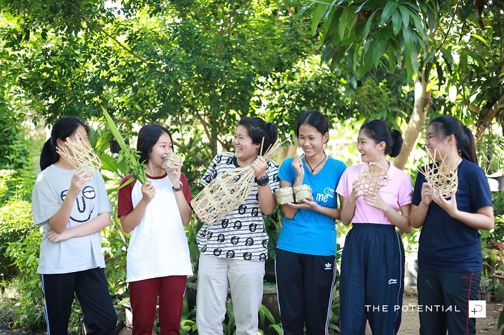 หน้าร้อนสานเข่งใส่หอม หน้าฝนสานตระกร้าเก็บเห็ด thaihealth