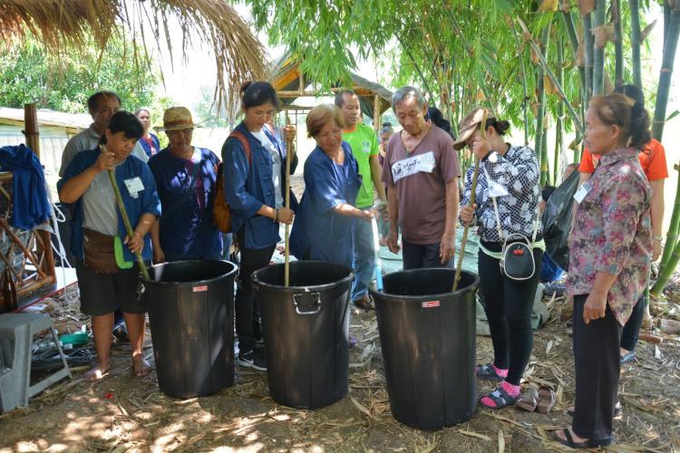 เทศบาลตำบลพุเตย หนุนแนวคิดเปลี่ยนผักพิษให้ปลอดภัย thaihealth