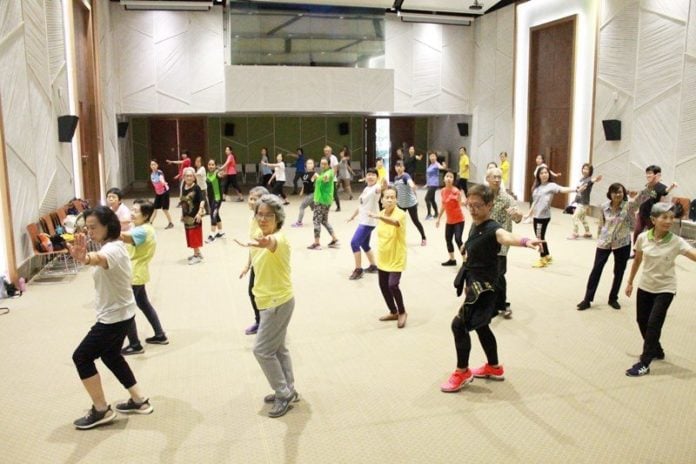 Free style Dance..ลดเครียด แถมความจำดี thaihealth
