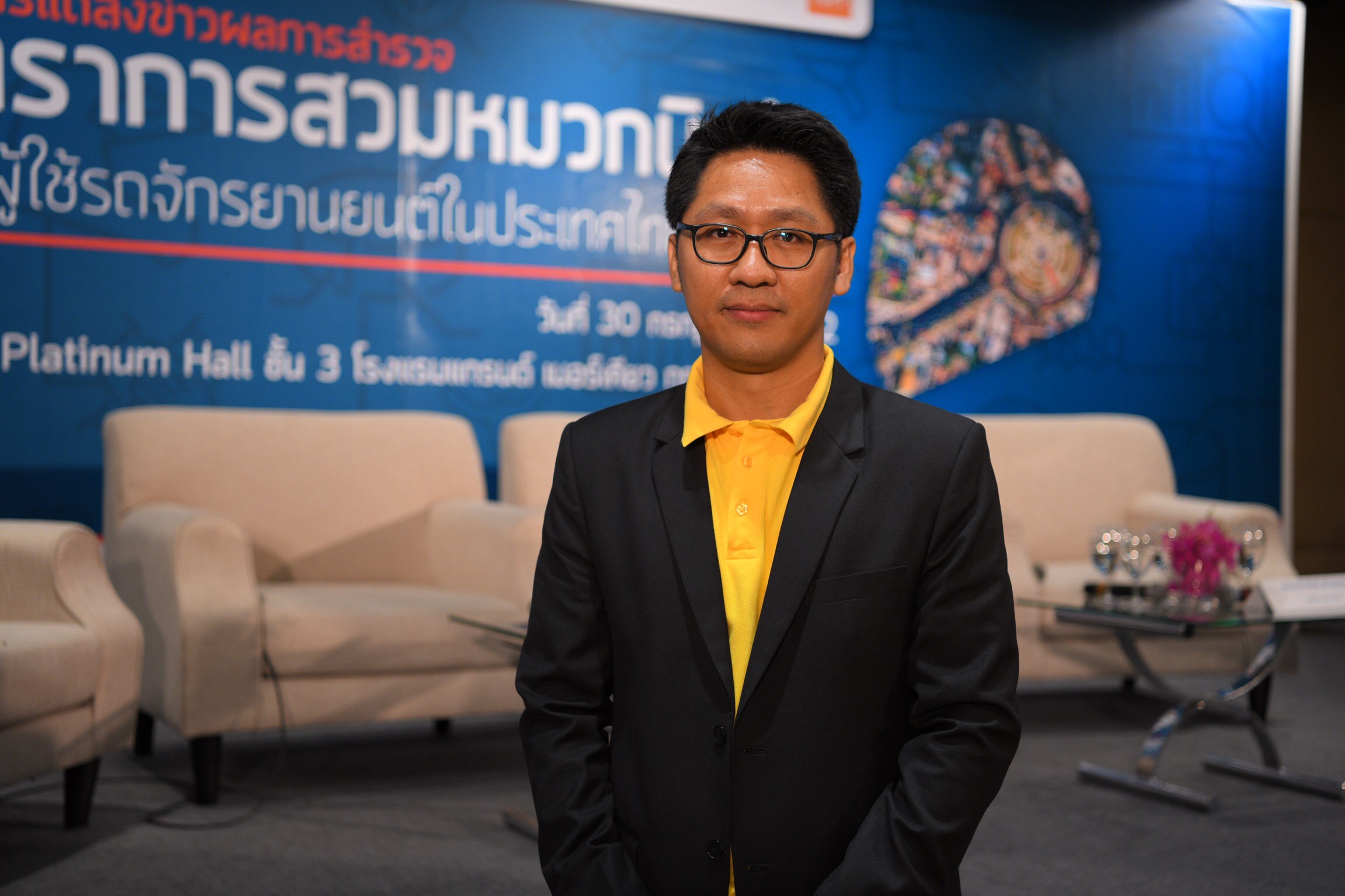 รณรงค์สวมหมวกกันน็อคลดเจ็บ-ตาย 