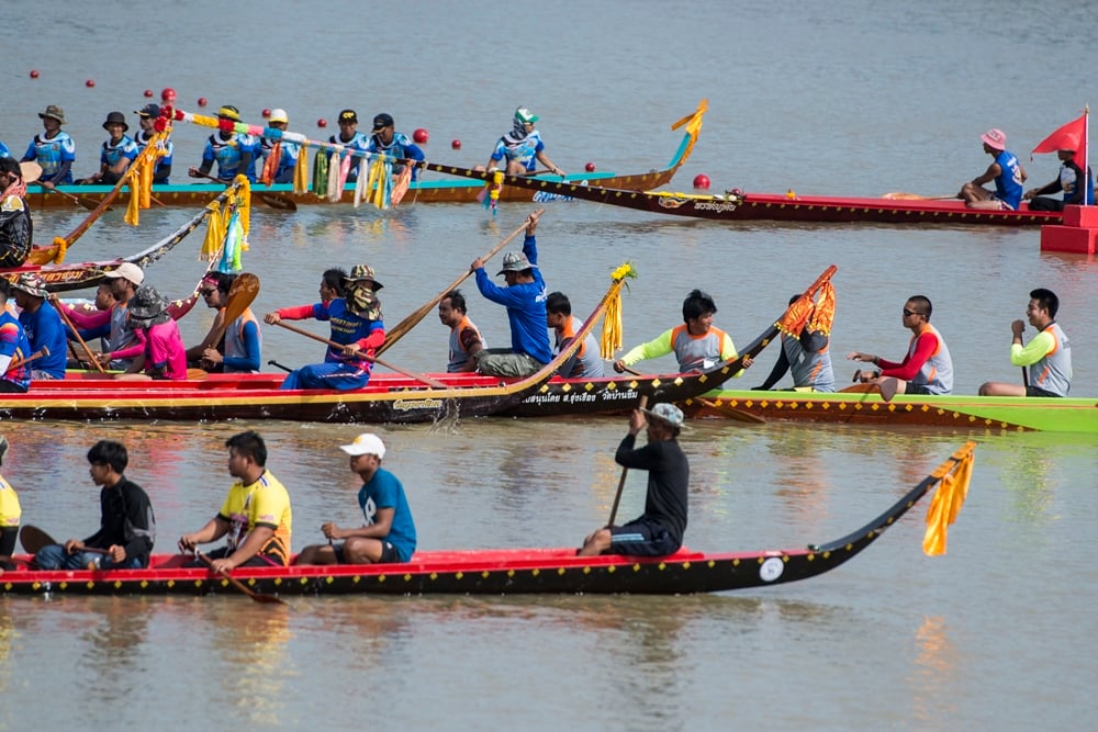สืบสานวัฒนธรรมประเพณีแห่พระทางน้ำ และแข่งเรือยาวชิงถ้วยพระราชทาน thaihealth