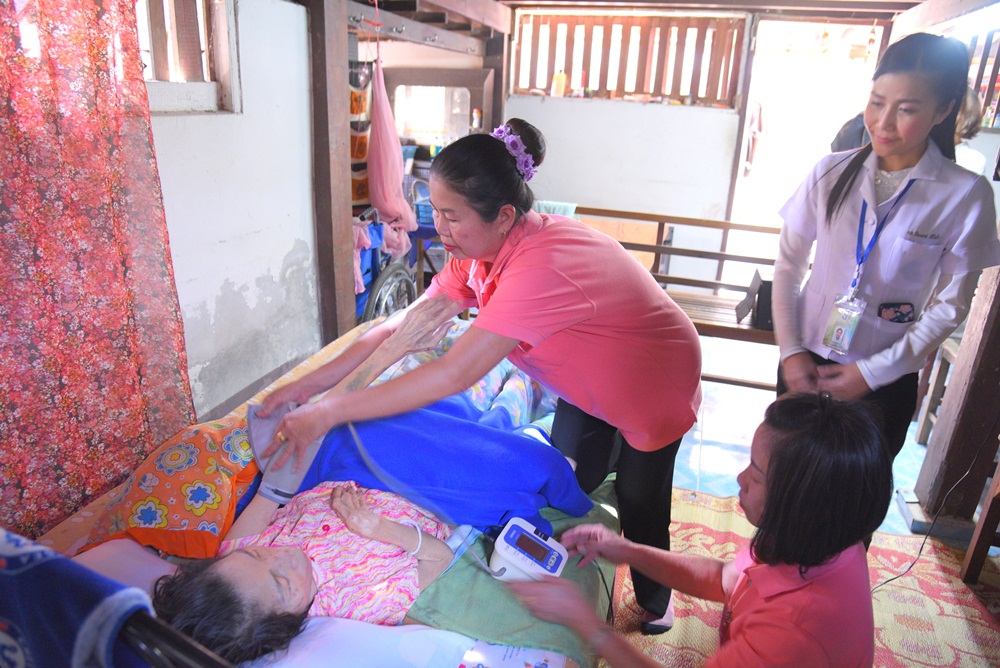 เทศบาลตำบลแม่ปูคา พลังชุมชนดูแลคนป่วย-ผู้สูงวัย thaihealth