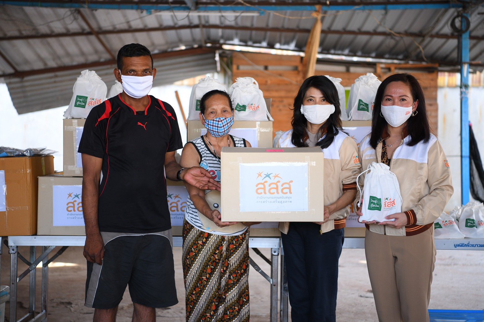 สสส. เยี่ยมแรงงานข้ามชาติ แนะปรับตัวรับชีวิตวิถีใหม่ thaihealth