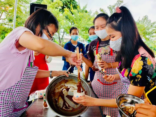 สามพรานโมเดล อะคาเดมี่  เอาใจสายคลีนพาทำ “มัฟฟินฟักทองข้าวหอมนิลออร์แกนิก” thaihealth