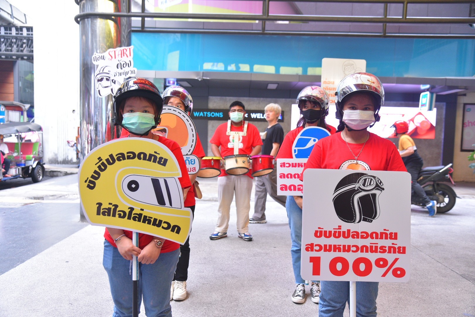 “สวมหมวก ใส่แมส”  ชีวิตปลอดภัยบนท้องถนน thaihealth