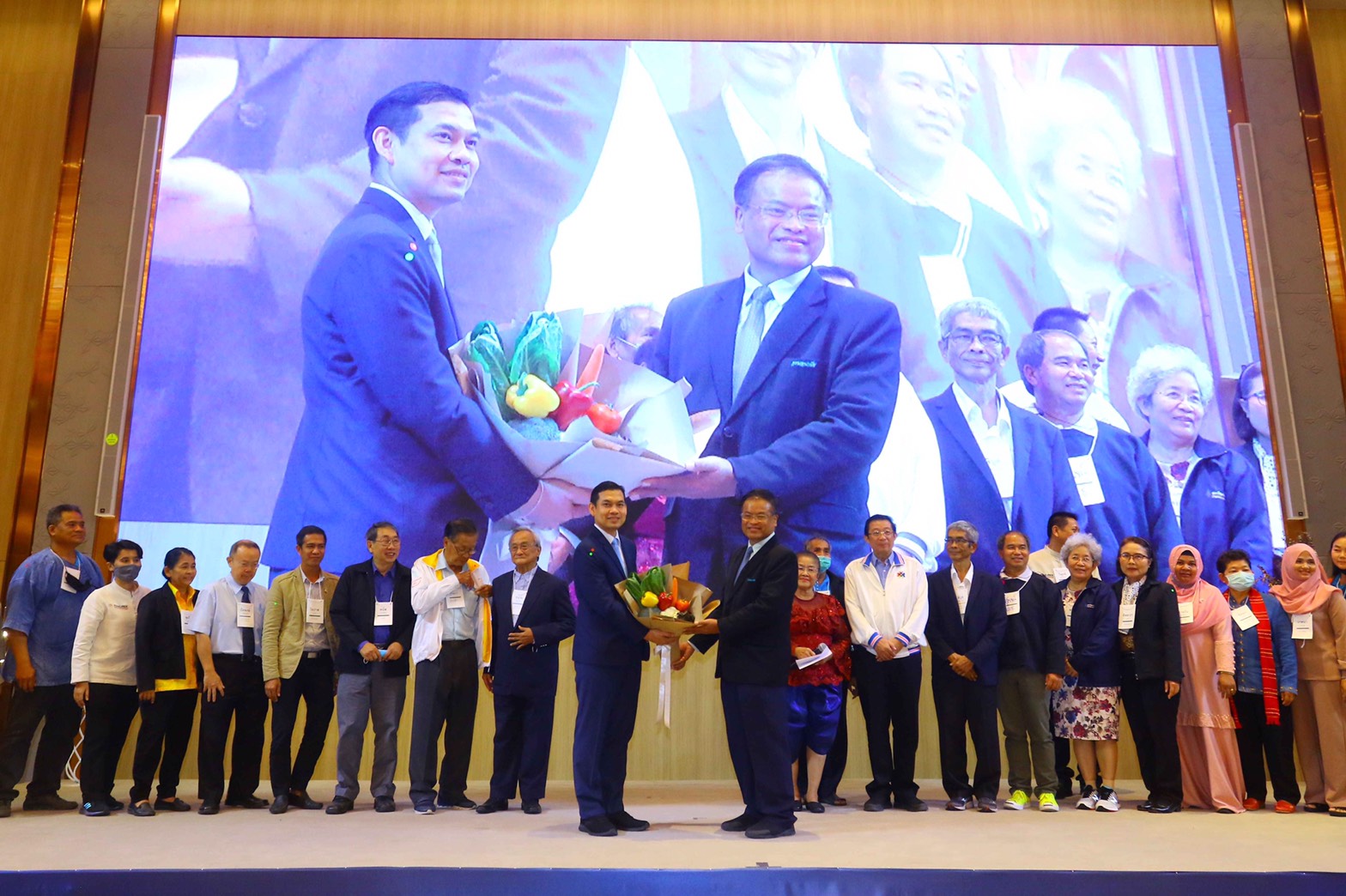 หนุนกินผักผลไม้ปลอดภัย ให้เพียงพอเพิ่มขึ้น thaihealth