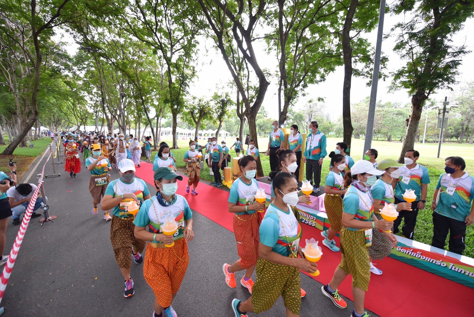 เดินวิ่งสมาธิ วิสาขะ พุทธบูชา ถือศีลห้า ลดละอบายมุข สร้างภูมิคุ้มกันกายใจ thaihealth