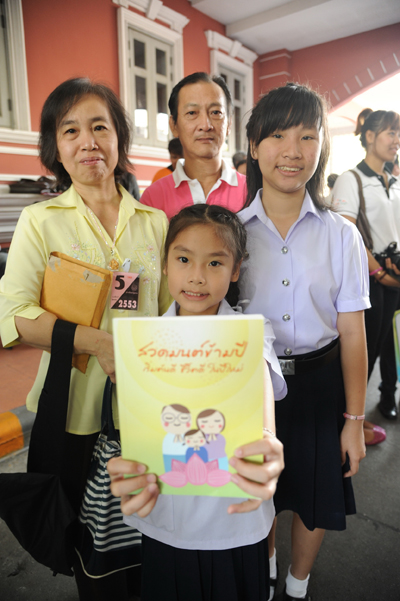 สสส. ชวน ครม.”สวดมนต์ข้ามปี