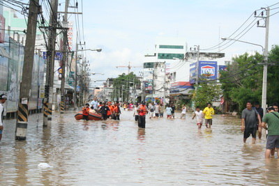 ยอดผู้เสียชีวิตอุทกภัย105ราย รับการรักษา 3 แสน