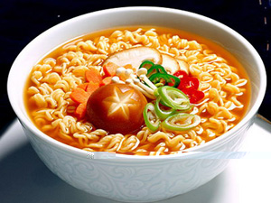 เตือนเหยื่อน้ำท่วมกินอาหารซ้ำ