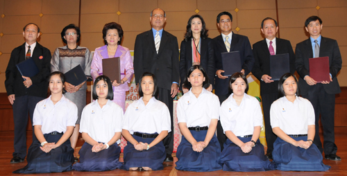ศธ. จับมือ สสส.รวมพลังสู้หวัด 2009