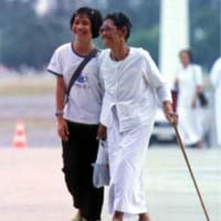 จิตแพทย์แนะทางสุข “ปรับ 4 เติม 3”