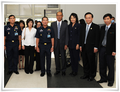 กองทัพไทย ไม่กลัวหวัด2009