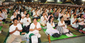 เปลี่ยนวัฒนธรรมข้ามปี เริ่มต้นดีด้วยเสียงสวดมนต์