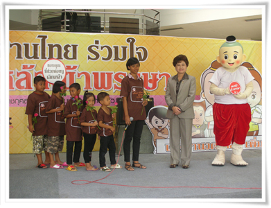 ปลุกจิตสำนึก “แรงงานไทยร่วมใจ งดเหล้าเข้าพรรษา”