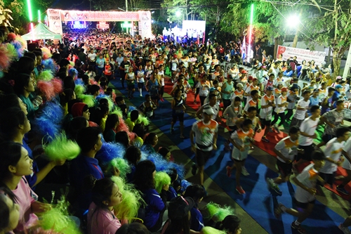 วัยทำงานตื่นตัวร่วม`สสส.จอมบึงมาราธอน` thaihealth