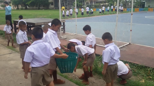 โรงเรียนวันสุข สอนจัดการขยะเพื่อสังคม thaihealth