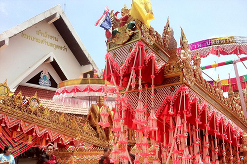 สืบทอดบุญบั้งไฟตะไลล้าน ตำบลกุดหว้า thaihealth