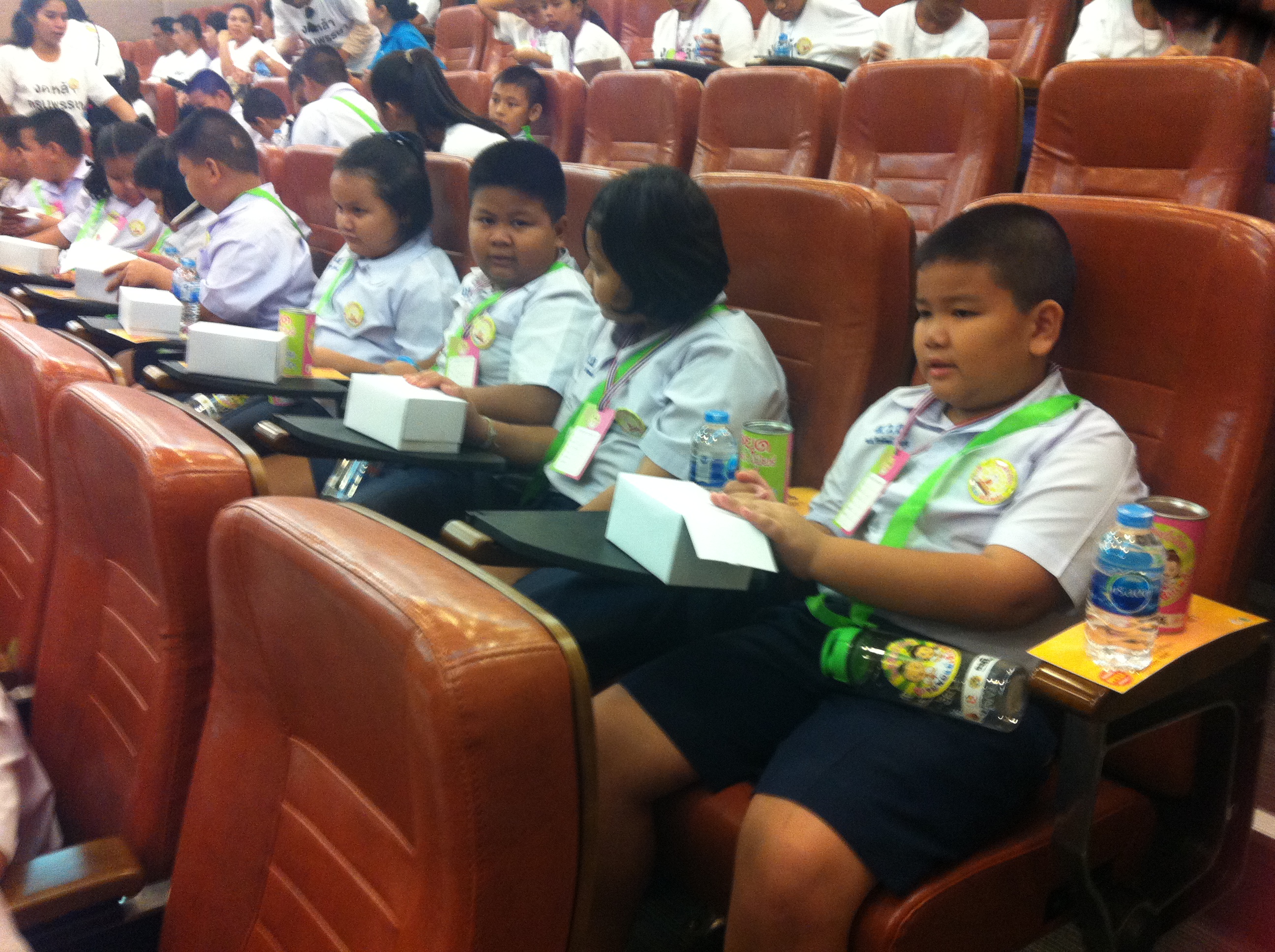 โพธิสัตว์น้อยลูกขอพ่อแม่เลิกเหล้า thaihealth