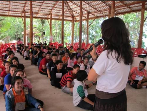 ศิลปะเบ่งบานที่ภูพานน้อย thaihealth
