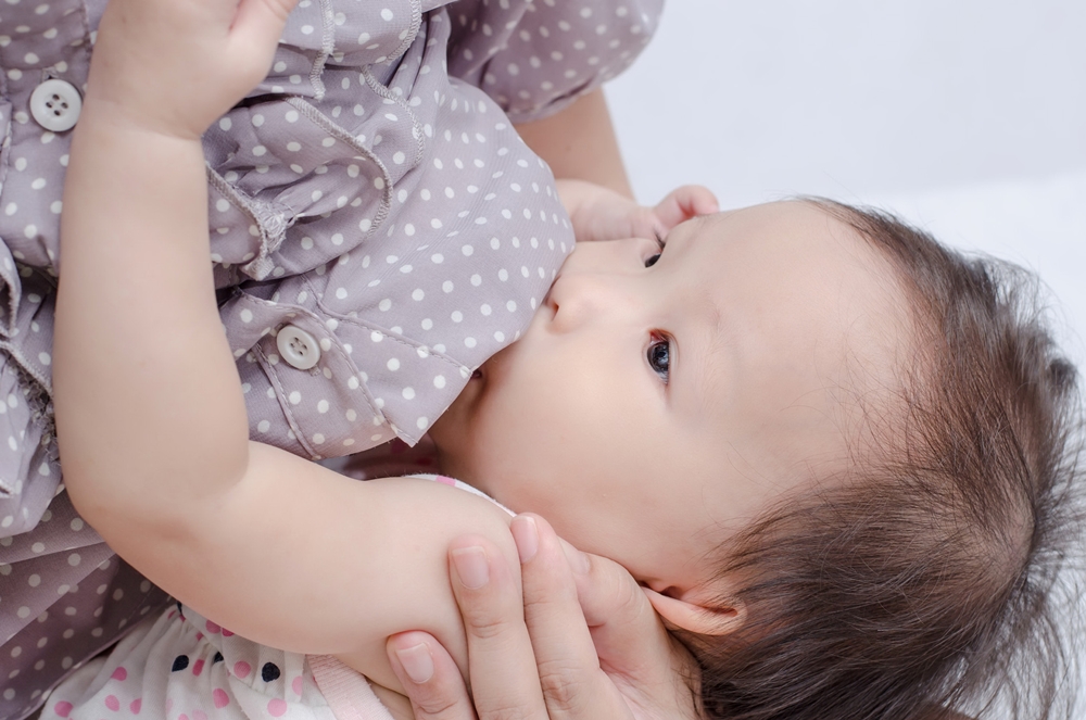 แนะเด็กเล็กกิน “นมแม่” ต้านทานโรค thaihealth
