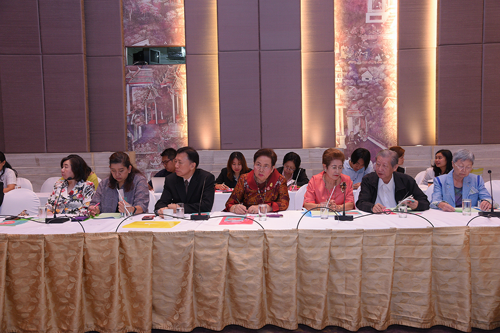 แรงงานสูงวัย ลมหายใจของอนาคต  thaihealth