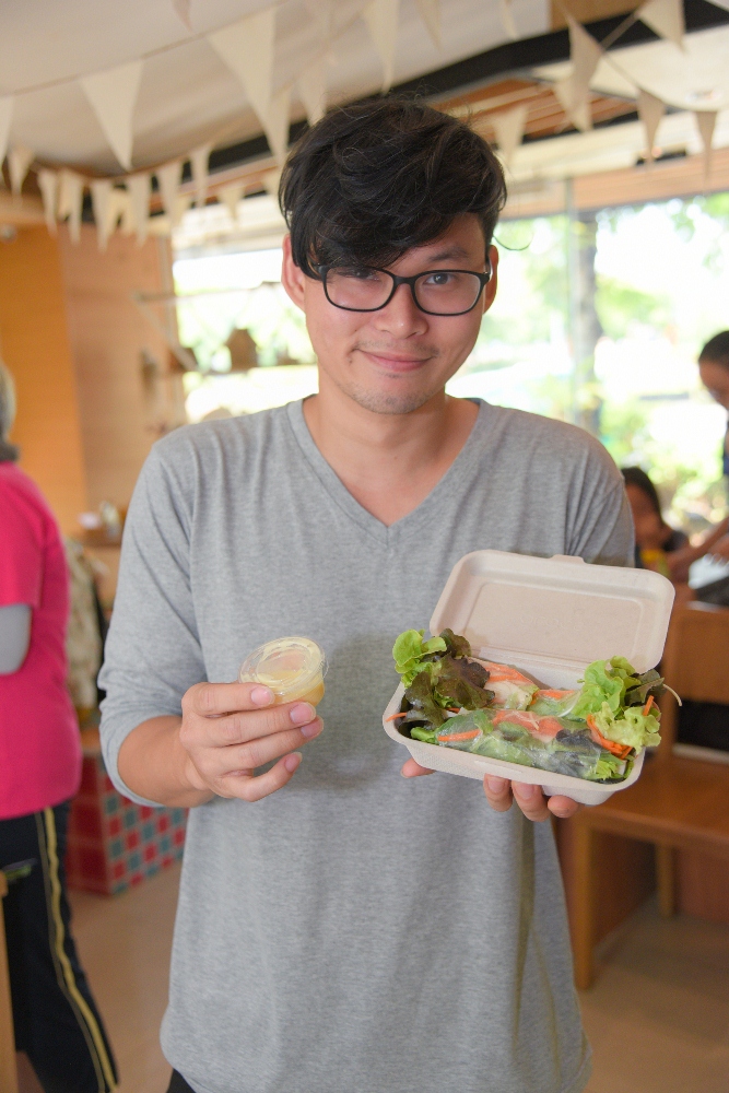 'สลัดม้วน ม่วนใจ' ของอร่อยสำหรับคนรักสุขภาพ thaihealth