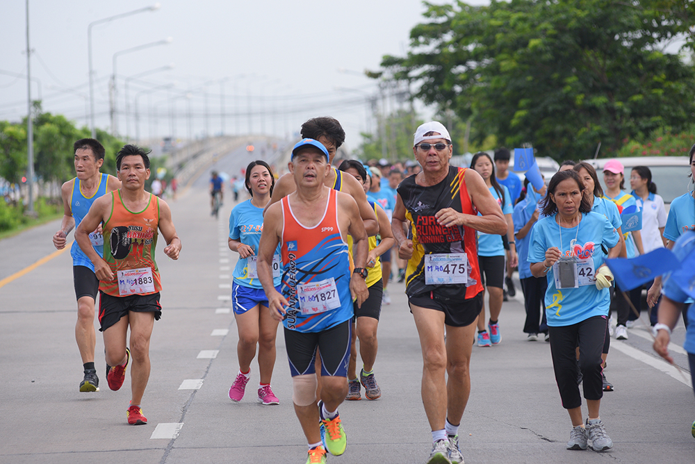 สสส.-ร.ร.เซนต์ปีเตอร์ จัดวิ่งเพื่อสุขภาพ-เลิกบุหรี่  thaihealth