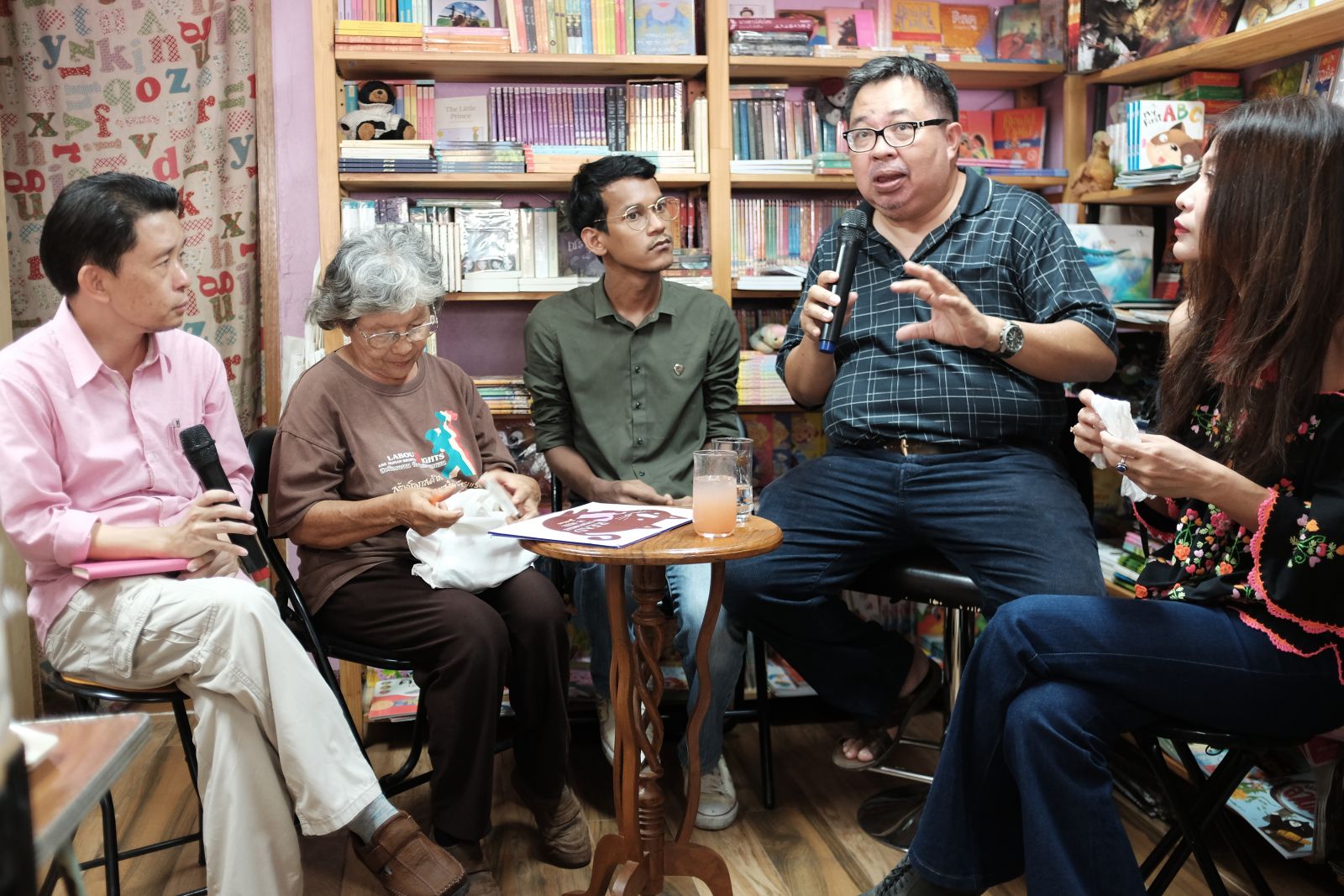 3 นักเขียนมือรางวัล สู่ถนนตัวอักษร thaihealth