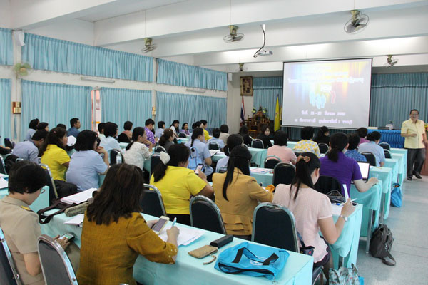 \'ลดเก้าอี้-เพิ่มโต๊ะยืน-ลุกปรบมือ\' ขยับระหว่างประชุม thaihealth