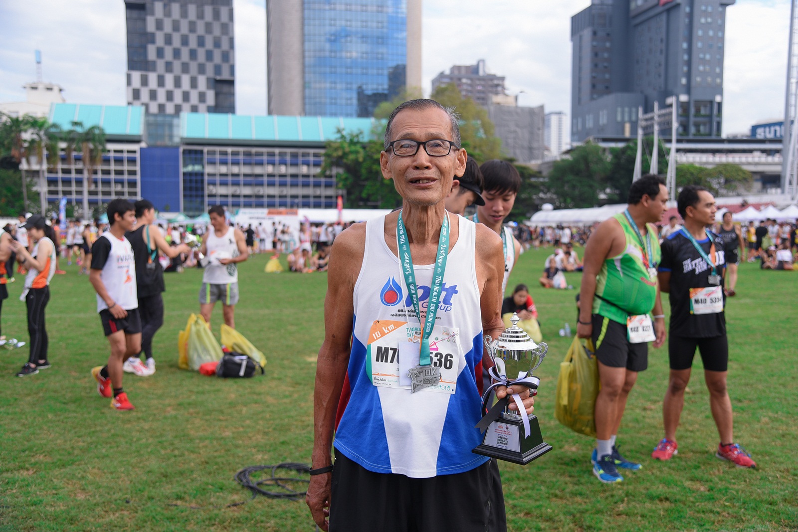 “วิ่งสู่ชีวิตใหม่” สานต่อความดีของพ่อ thaihealth
