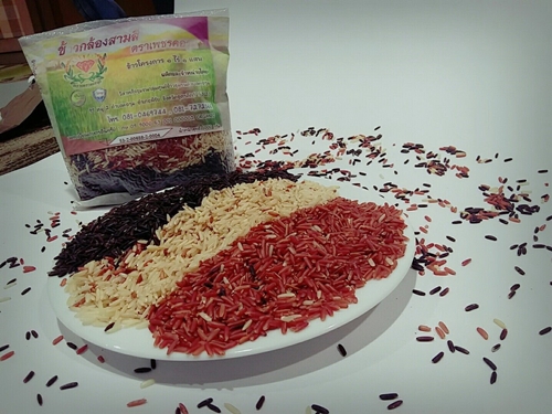 'ข้าวเพชรคอรุม' พลังชุมชุมที่คิดอย่างครบวงจร thaihealth