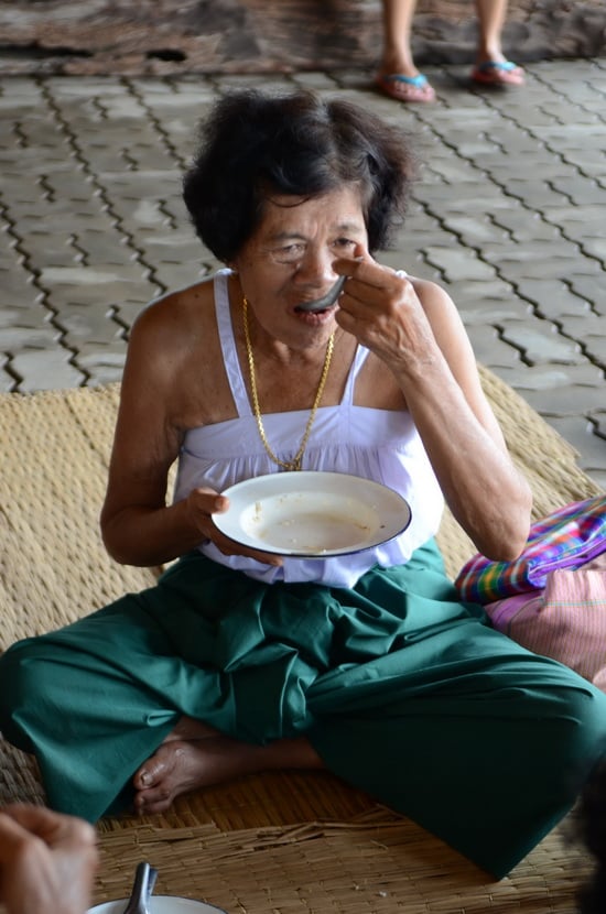 สานอัตลักษณ์ไทย เบิ้งบ้านโคกสลุง thaihealth
