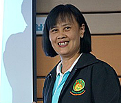 นางเพ็ญพรรณ จิตตะเสนีย์ 