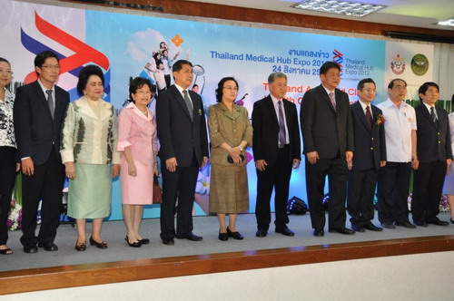 สธ.จัดงานไทยแลนด์ เมดิคัล ฮับ เอ็กซ์โป 2012 สร้างสถิตินวดไทยมากที่สุด 