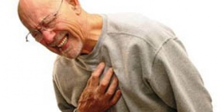 คนไทยป่วยโรคหัวใจพุ่งกว่าปีละ 1.7 หมื่นราย  แพทย์ชี้คนไทยป่วยด้วยโรคหัวใจกว่าปีละ 1.7 หมื่นราย ครึ่งหนึ่งจะเสียชีวิตจากอาการหัวใจวายเฉียบพลัน เหตุพฤติกรรมการใช้ชีวิตเปลี่ยน กินอาหารไม่ครบ 5 หมู่ ขาดออกกำลัง พักผ่อนน้อย

